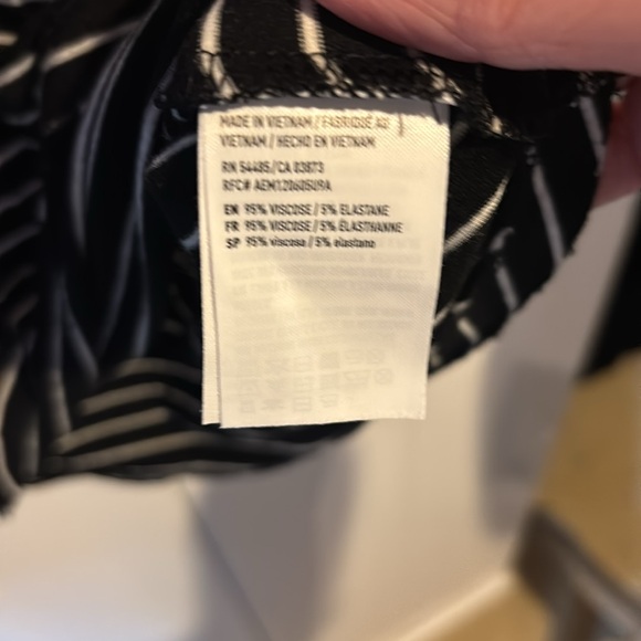 NWT American Eagle sleeveless top - Picture 5 of 5